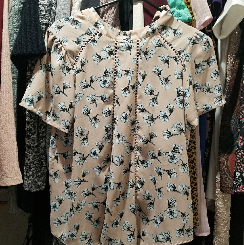 blouse